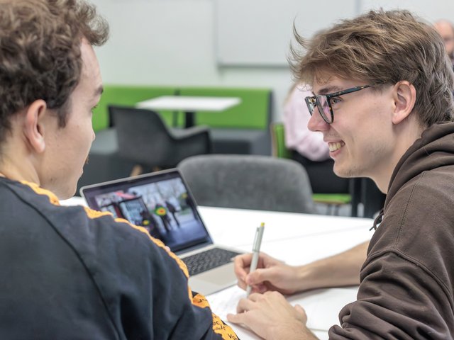 Digitales Lehren und Lernen: An der PHKA startet zum Wintersemester 2026/27 der neue Studiengang „Digitale Bildung“. Foto: PHKA/Needham