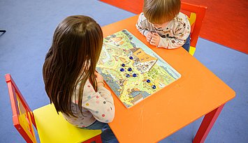 PHKA-Projekt „MiniMa als Wegbegleitung“: Kinder dabei unterstützen, mathematische Kompetenzen früh zu erwerben. Foto: Mark Sprenger