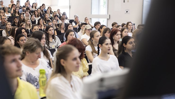Vorlesung Campustag 2024 Studierende in einem Hörsaal