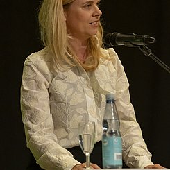 _DSF4677.jpg Absolvent:innenfeier der PHKA 2025: Prorektorin Dorothee Kohl-Dietrich. Foto: Gustavo Alàbiso\PHKA